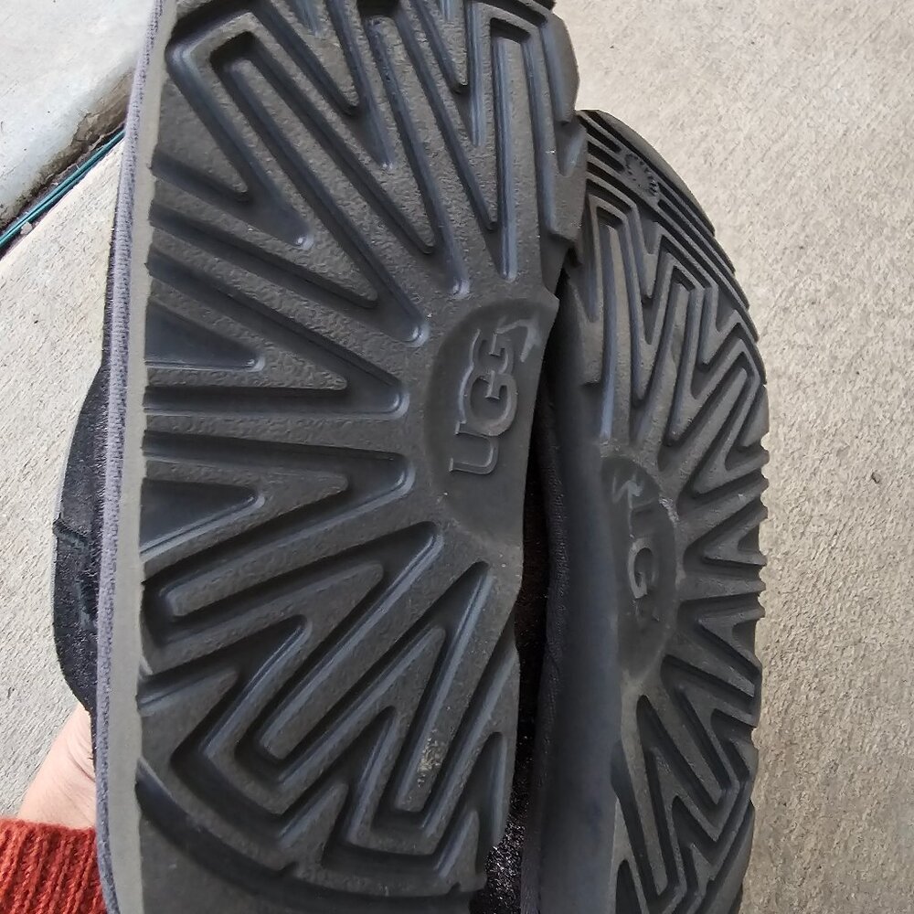 Girls UGG BOOTS